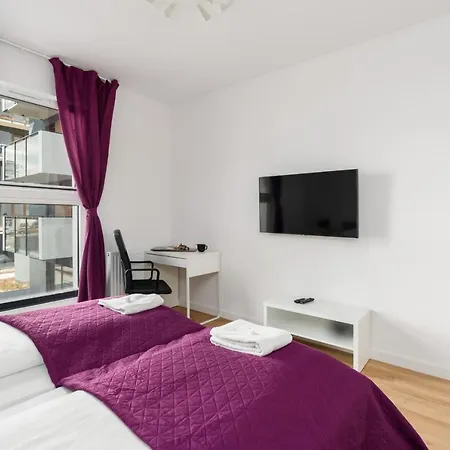 Krauthofera With Balcony By Renters Apartment Posen