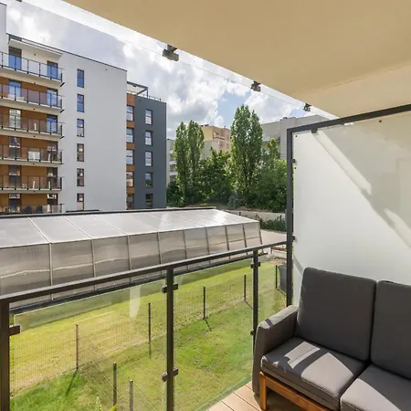 Krauthofera With Balcony By Renters Apartment *